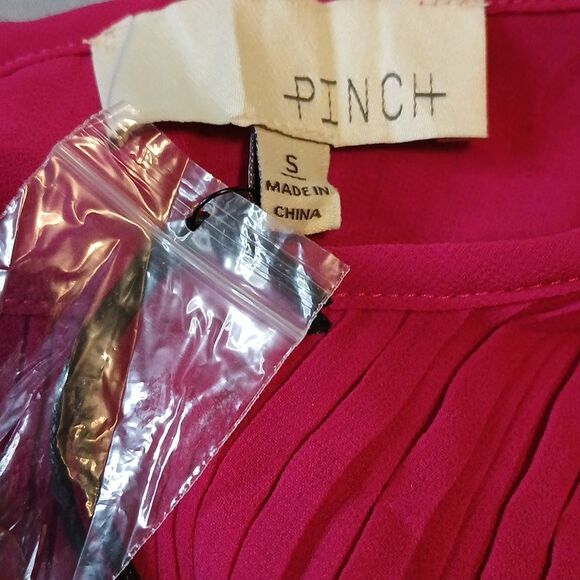 🎀Pinch Pleated Woven Top Pink Small/NWT - Picture 4 of 6